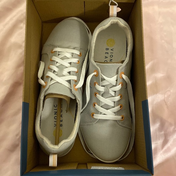 vionic canvas shoes